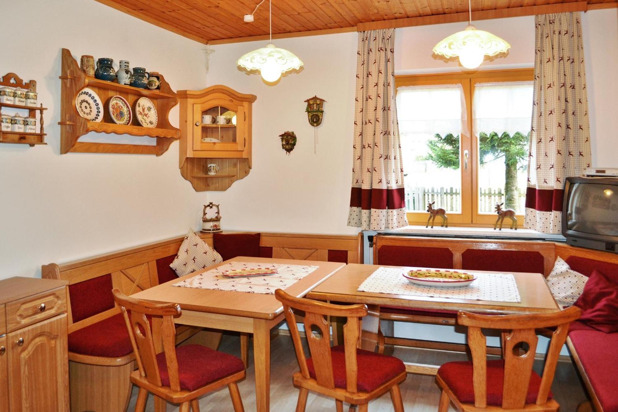 Vila Charming House In Pruggern, Mountain View Pokoj fotografie
